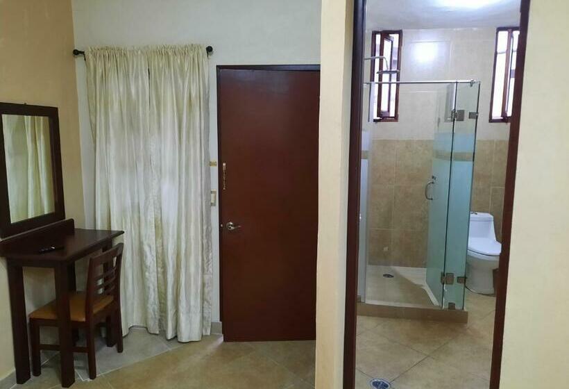 غرفة قياسية, Suites Del Risco