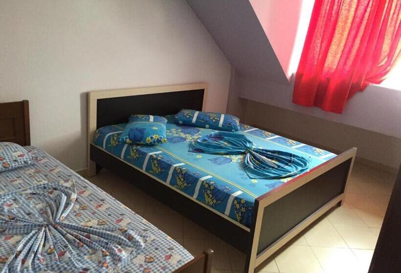 דירת פנטהאוז 1 חדרי שינה, Velmar