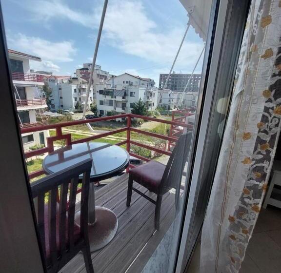 דירה בת חדר שינה 1 עם נוף, Velmar