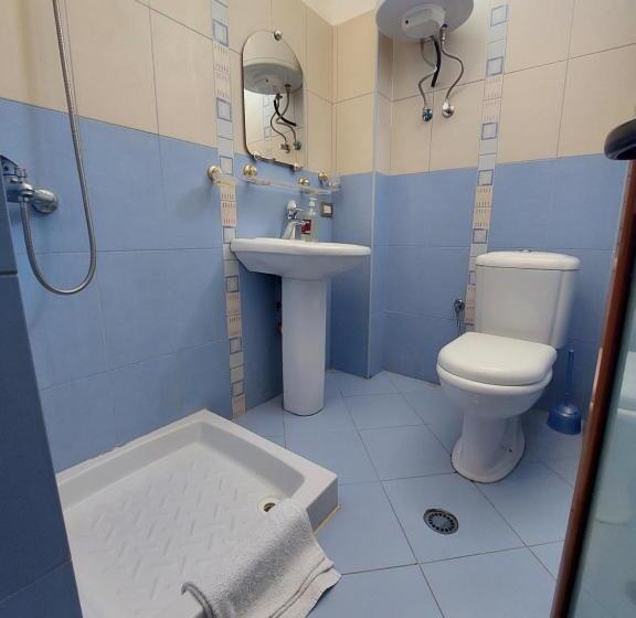 דירת פנטהאוז 1 חדרי שינה, Velmar