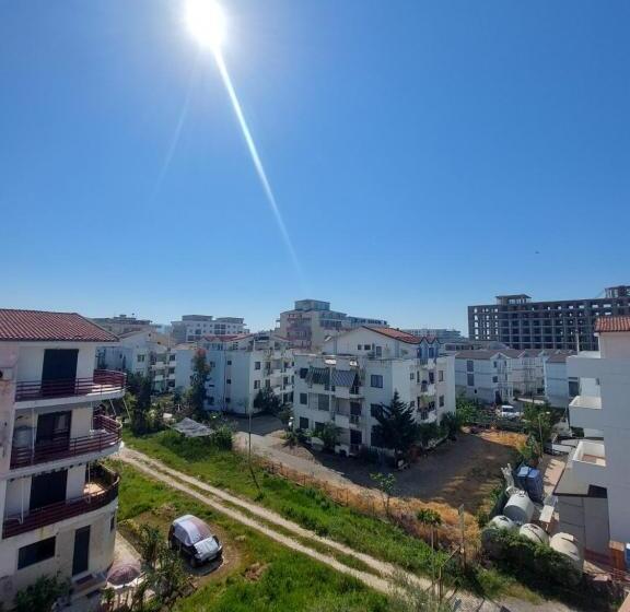 דירת פנטהאוז 1 חדרי שינה, Velmar