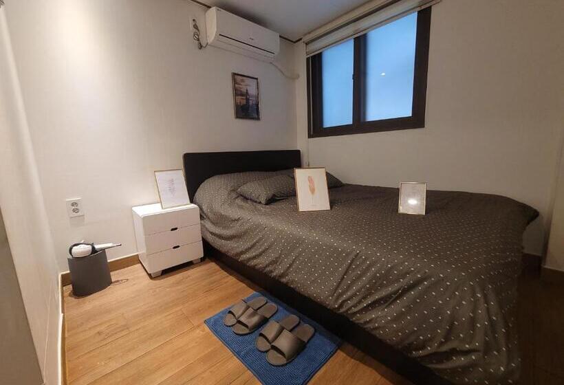 Standart Oda, Olive Hostel Myeongdong