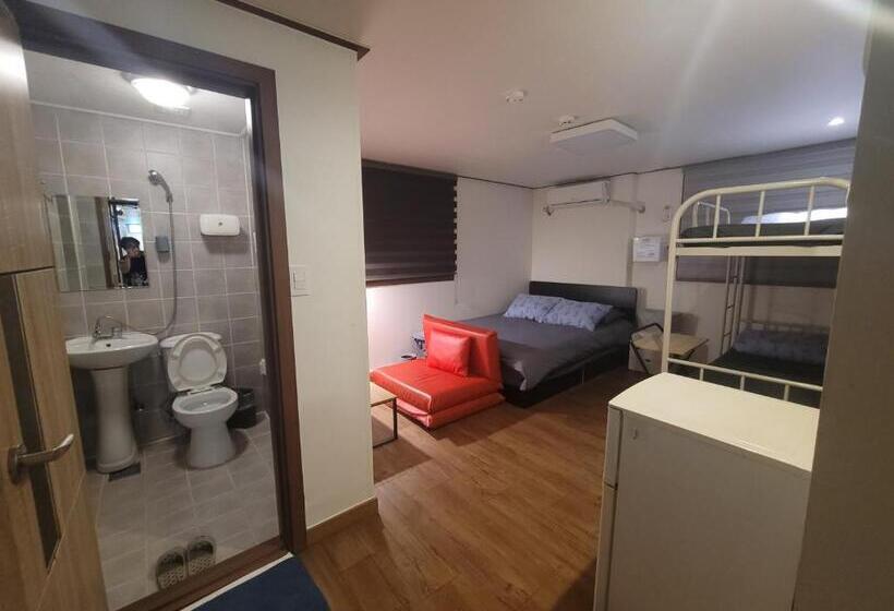 Aile Odası, Olive Hostel Myeongdong