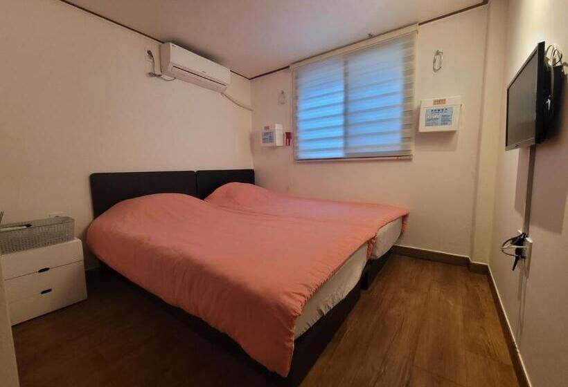 スタンダードルーム, Olive Hostel Myeongdong