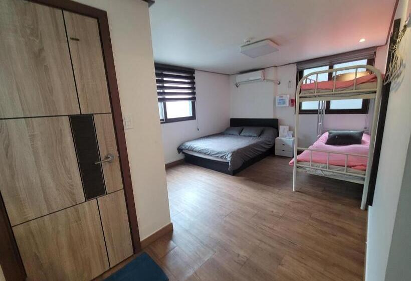 Aile Odası, Olive Hostel Myeongdong
