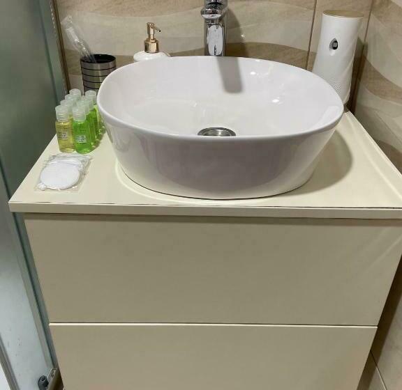 اتاق خانوادگی, апартаменти у лісі