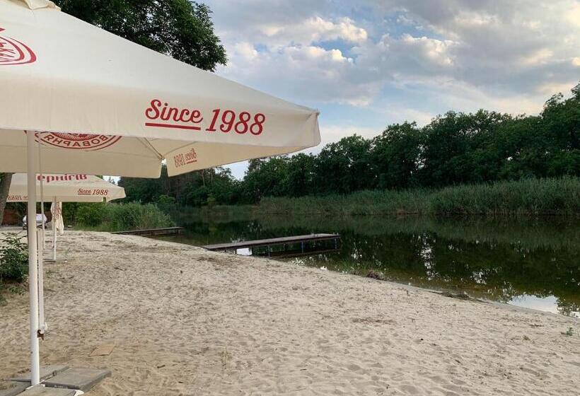 اتاق خانوادگی, апартаменти у лісі