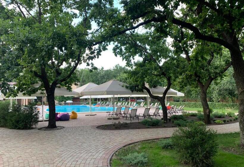 اتاق خانوادگی, апартаменти у лісі