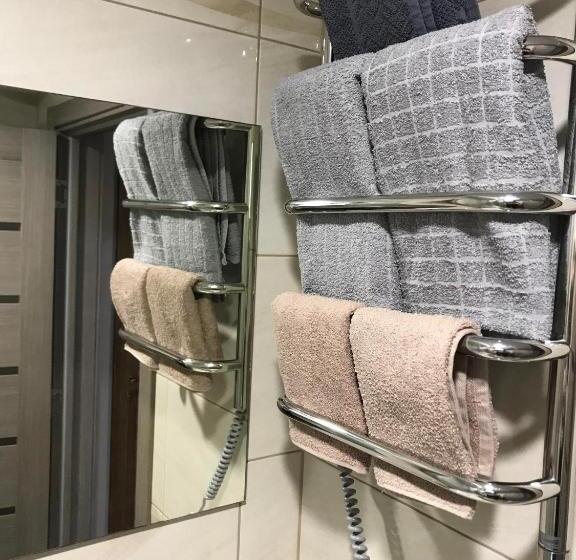 اتاق خانوادگی, апартаменти у лісі