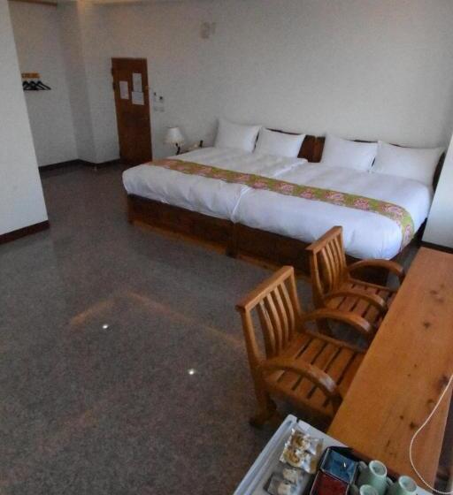 سوییت خانوادگی, 巨缿民宿巨象民宿