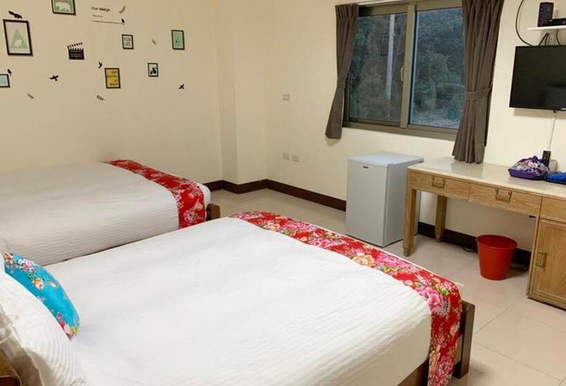 اتاق استاندارد چهار تخته, 巨缿民宿巨象民宿