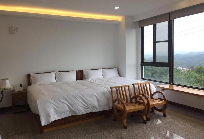 سوییت خانوادگی, 巨缿民宿巨象民宿