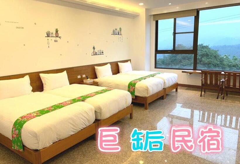 سوییت خانوادگی, 巨缿民宿巨象民宿