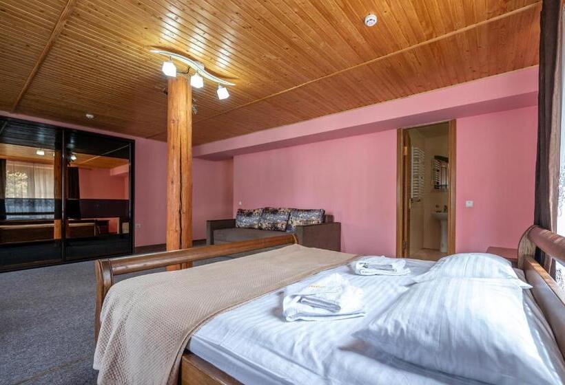 اتاق لوکس خانوادگی, марина