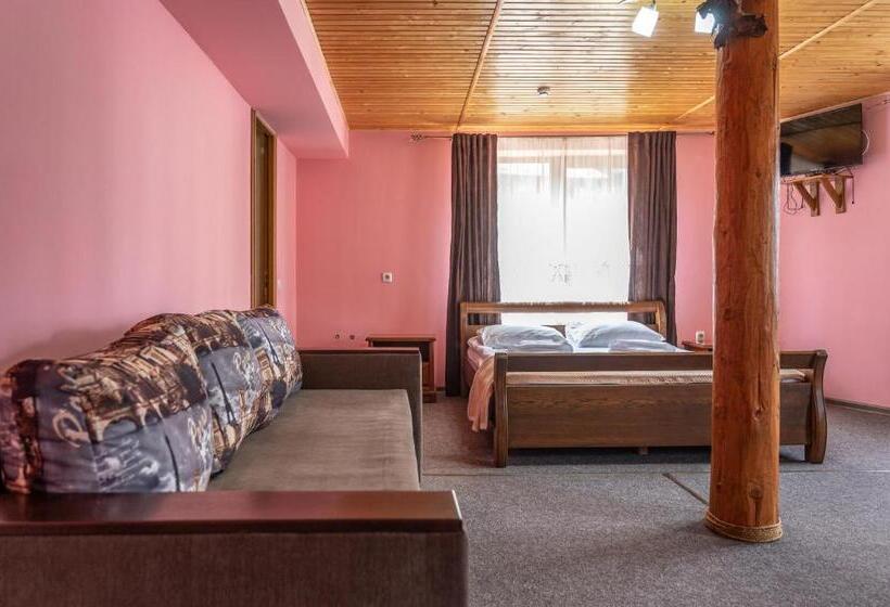 اتاق لوکس خانوادگی, марина