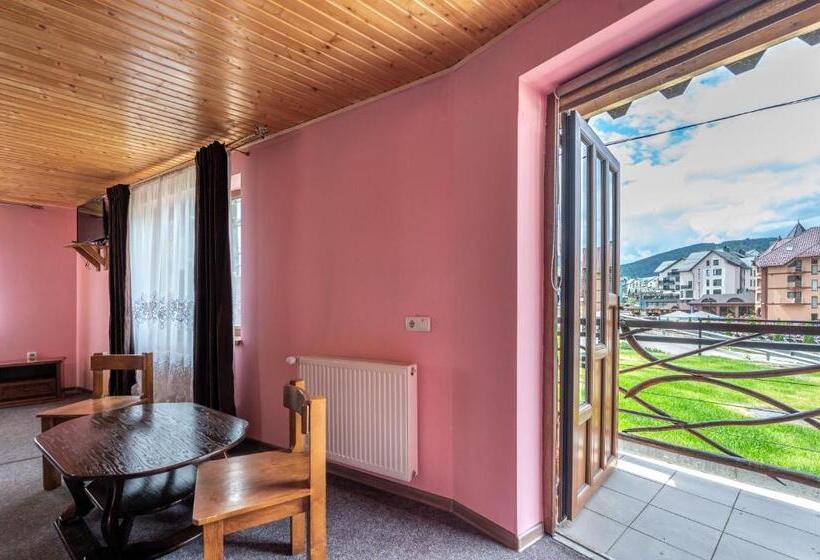 اتاق لوکس خانوادگی, марина