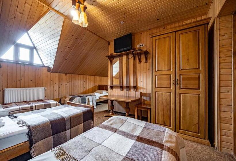 اتاق خانوادگی, марина