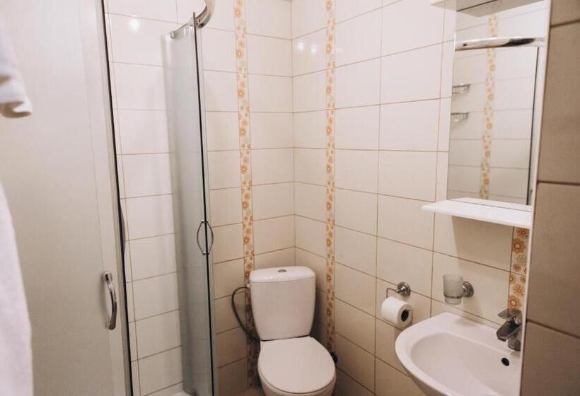 اتاق استاندارد, марина