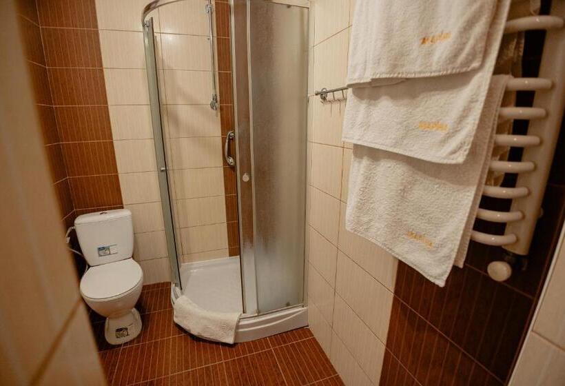 اتاق استاندارد سه نفره, марина