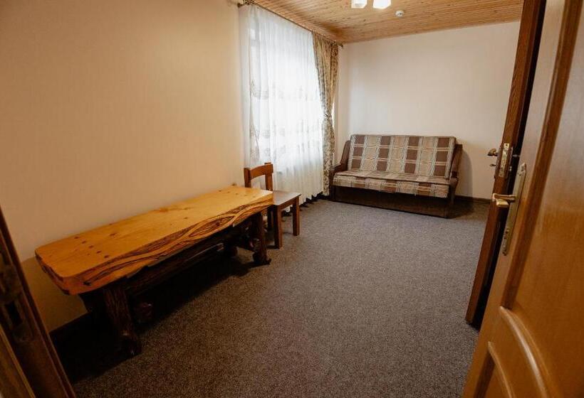 سوییت خانوادگی, марина