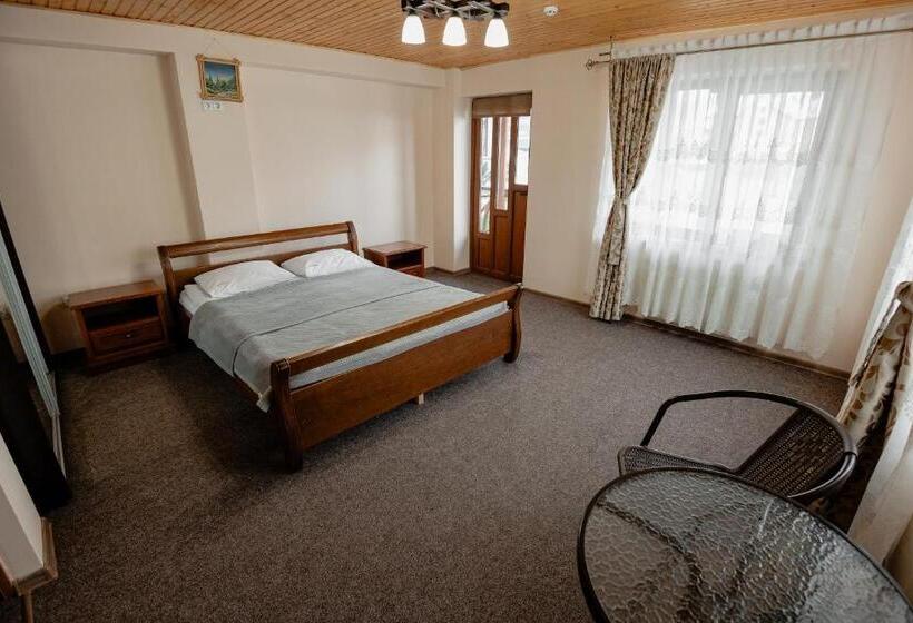 سوییت خانوادگی, марина