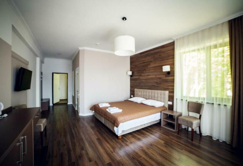 Standardzimmer, кайзервальд клуб