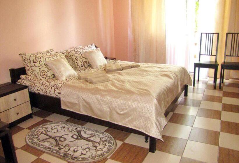 سوییت خانوادگی, перлина