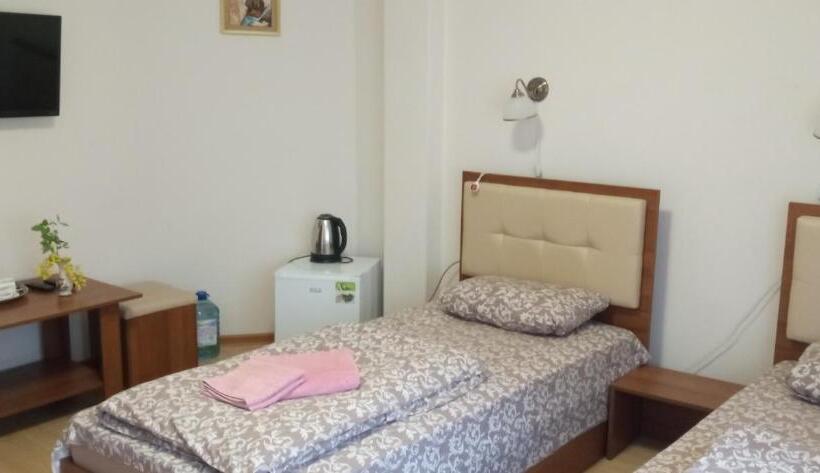 Номер Economy, згадка