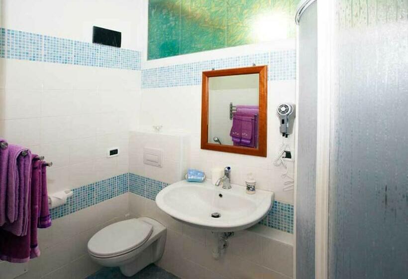 اتاق استاندارد, La Brezza B&b Ischia