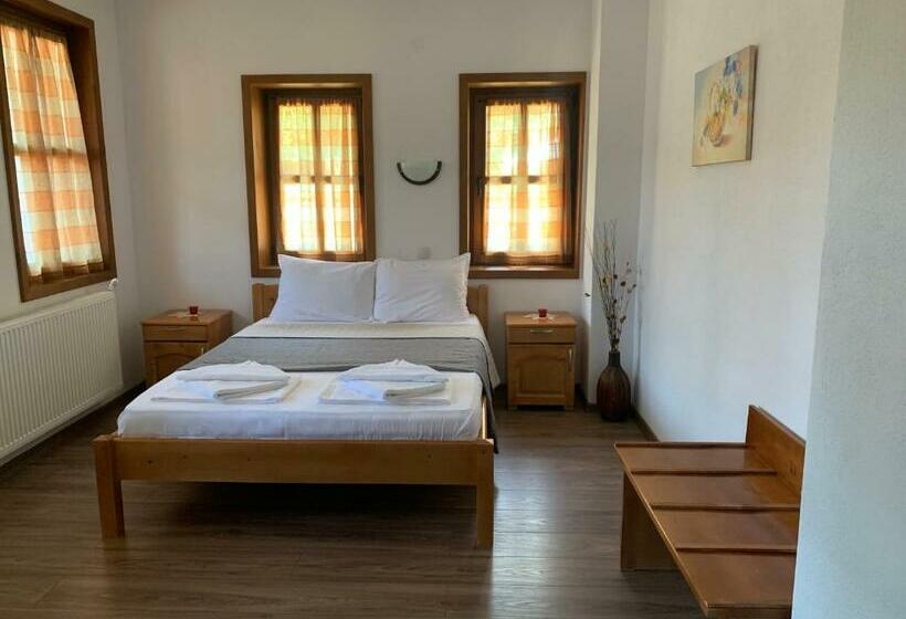 Standardrum, сининкова къща