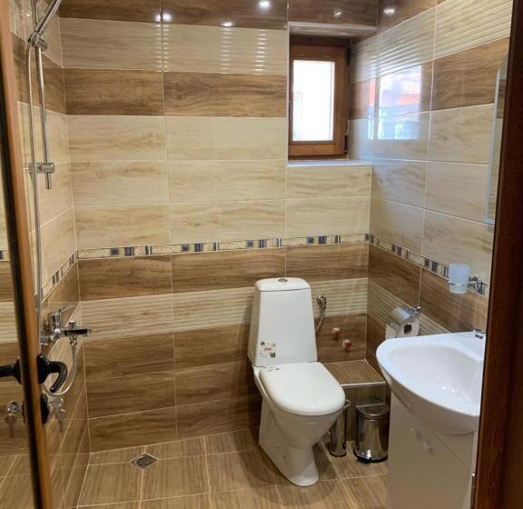 Standardrum, сининкова къща