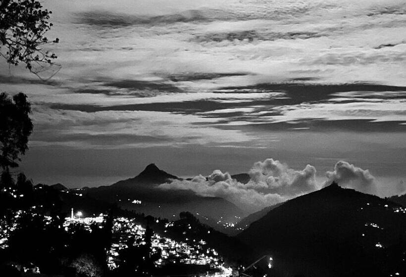 Quarto Deluxe, Onondaga Kodaikanal
