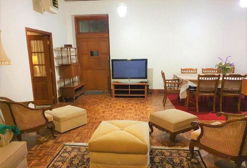 Quarto Deluxe, Onondaga Kodaikanal