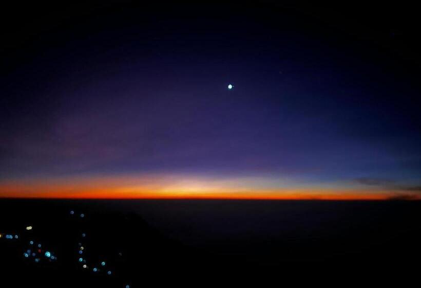 Quarto Deluxe, Onondaga Kodaikanal