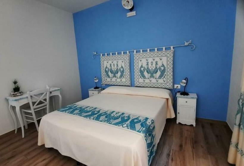 חדר סטנדרט עם מרפסת, Made