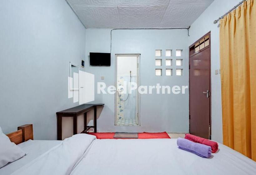Номер Стандарт, Nafisa Homestay Syariah Near Jatim Park 3 Batu Mitra Reddoorz