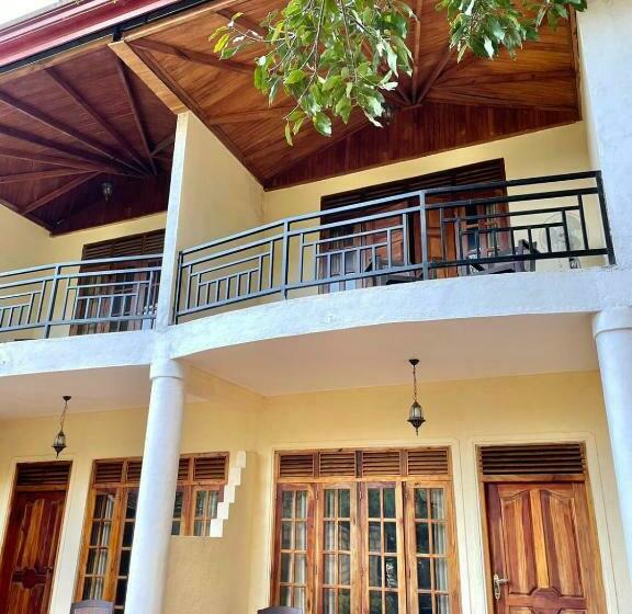 Standard-huone, Mango Tree Nearest Adam S Peak