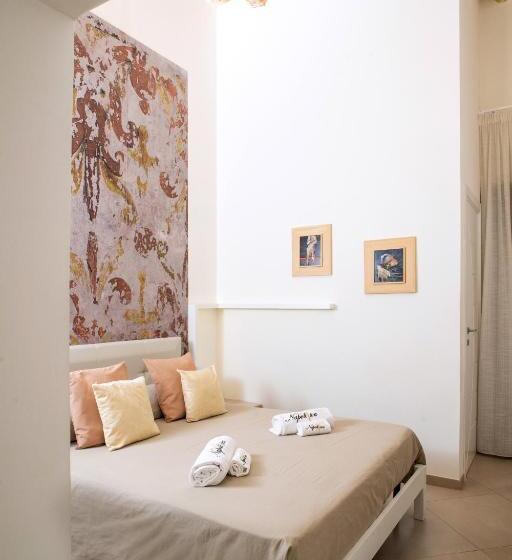 اتاق استاندارد, Napoliviva