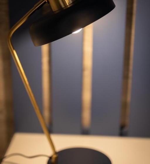 اتاق لوکس, Napoliviva