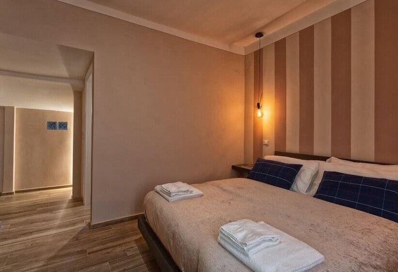 اتاق سوپریور, Gogo` Petit