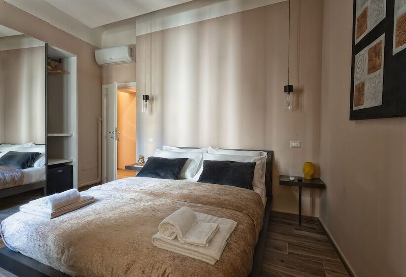 اتاق استاندارد, Gogo` Petit