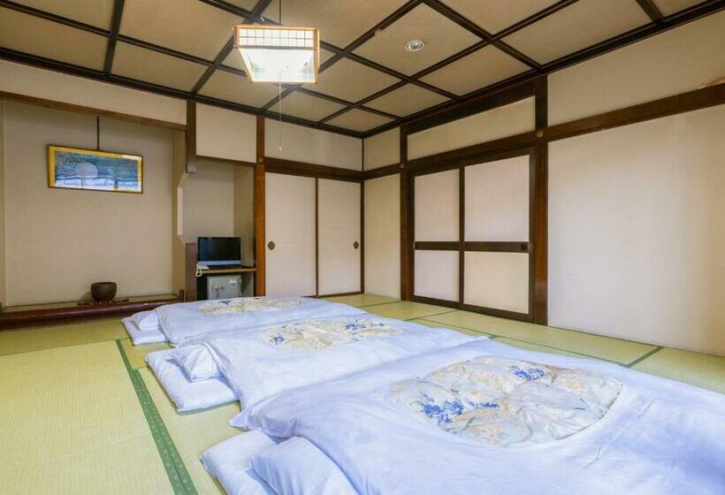 غرفة قياسية, Sakadojo