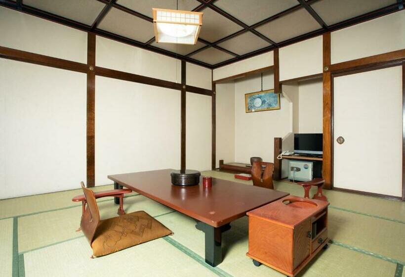 غرفة قياسية, Sakadojo