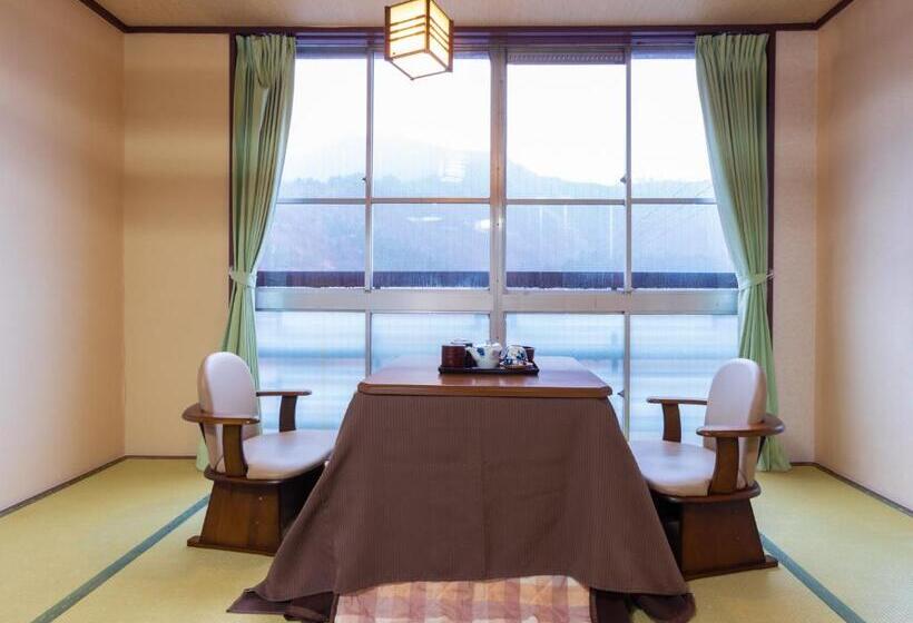 غرفة قياسية, Sakadojo