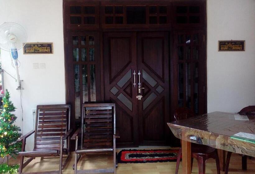 Deluxe Room, Little Cottage