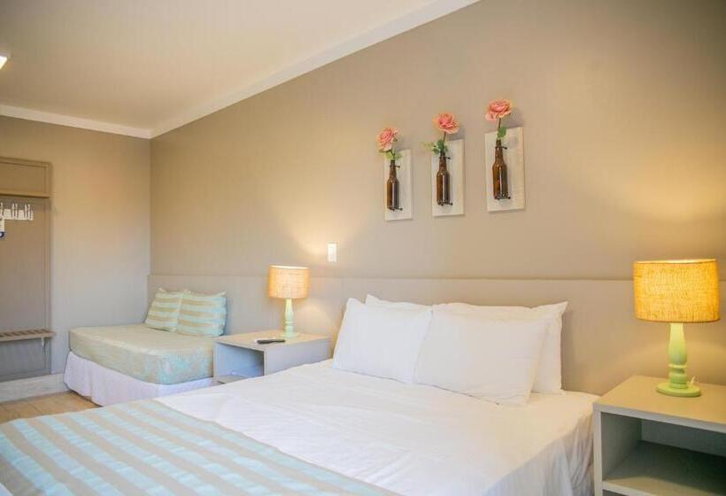 سوییت, Pousada Villa Di Enzo