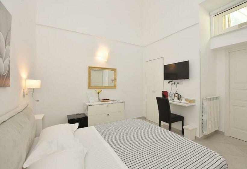 이코노미 룸, Amalfi Casa Angelina