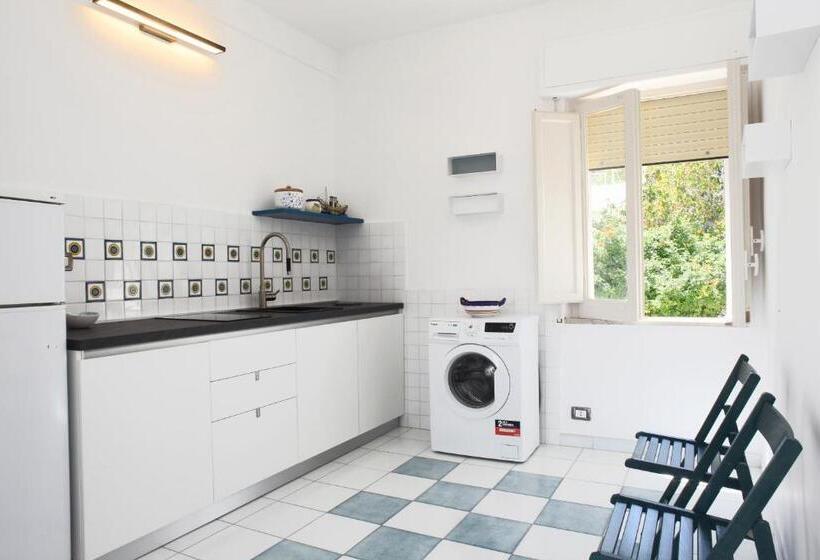 آپارتمان 1 خوابه با چشم‌انداز دریا, Beachside Rooms & Suites