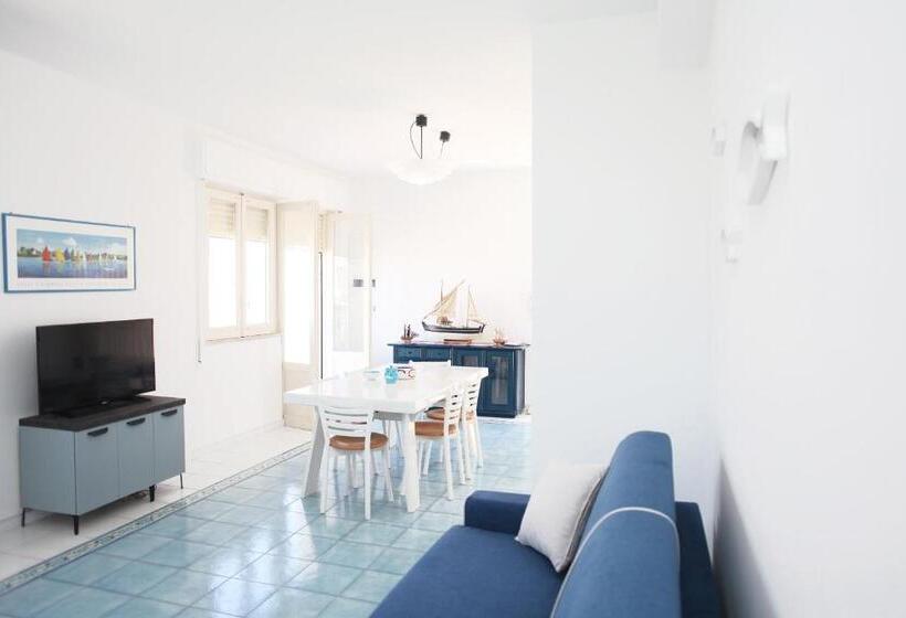 آپارتمان 1 خوابه با چشم‌انداز دریا, Beachside Rooms & Suites