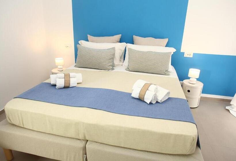 سوییت خانوادگی, Beachside Rooms & Suites